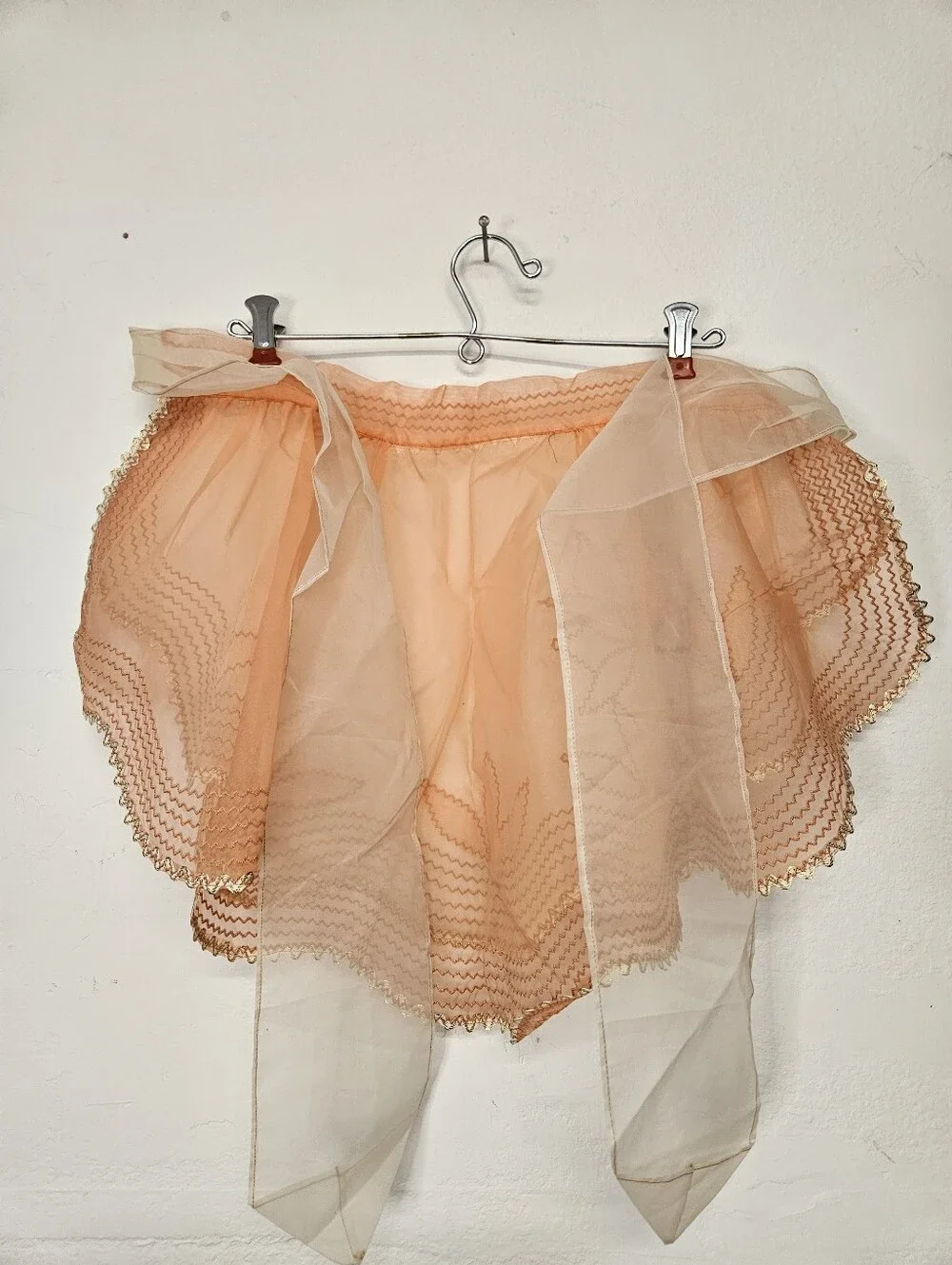 Vintage Sheer Half Apron Tie Waist peach and white, flower Pocket
